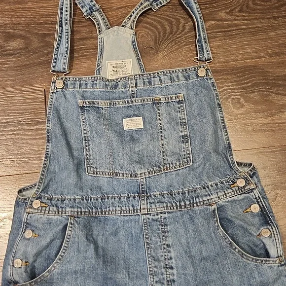 â¤ď¸ LEVI'S VINTAGE INSPIRED DENIM OVERALLS/ SHORTALLS, XL - Picture 5 of 13